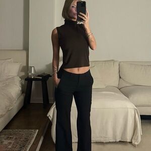 The Source Unknown Scalloped Sleeveless Turtleneck